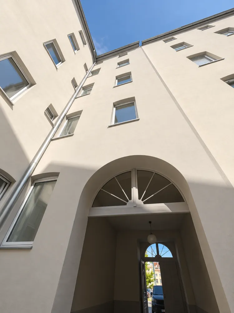 2 room apartment with 65 m² in Halle (Saale) – Photo 2