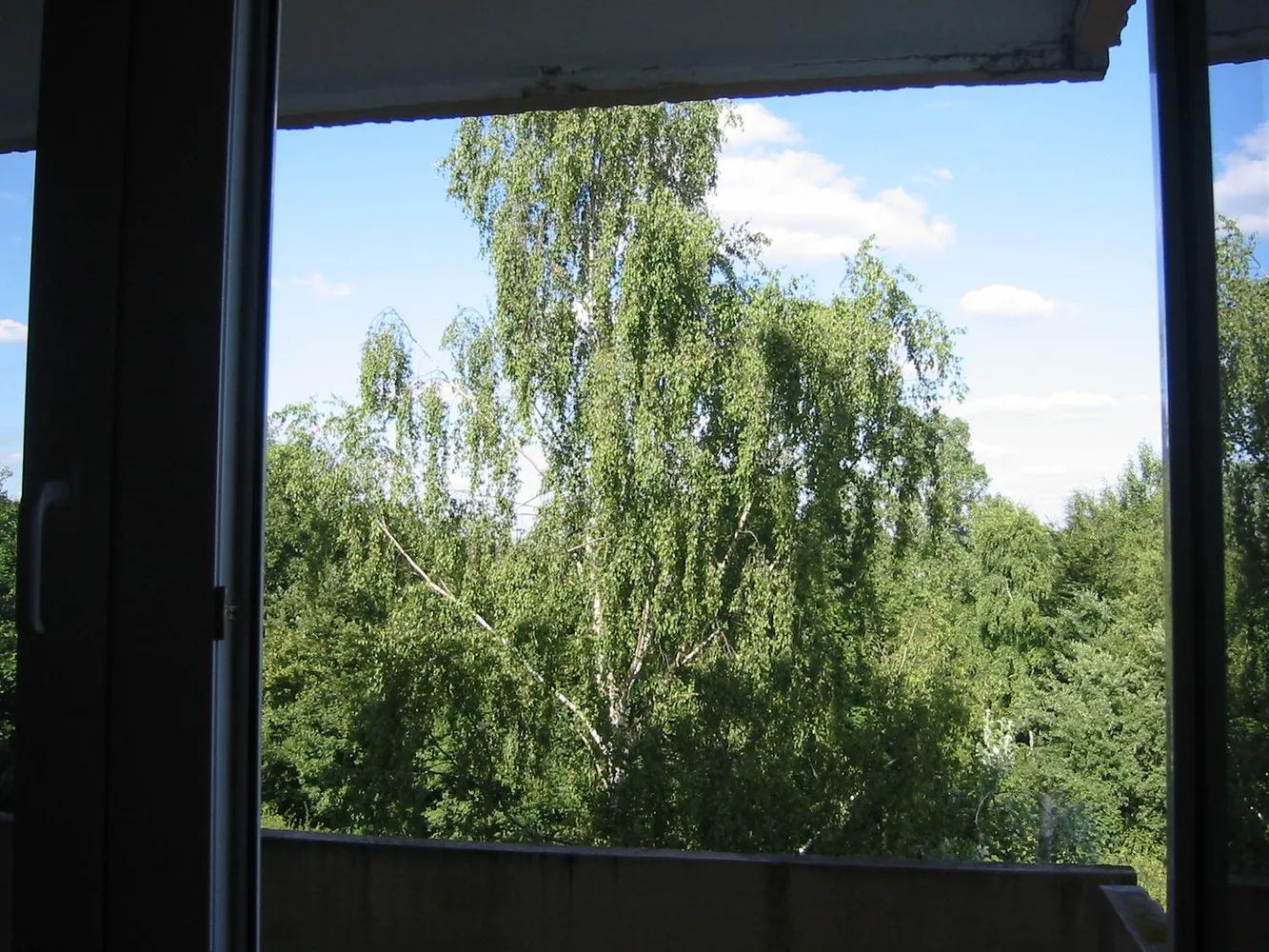 80 Zimmer Wohnung mit 28 m² in Saarbrücken – Bild 2