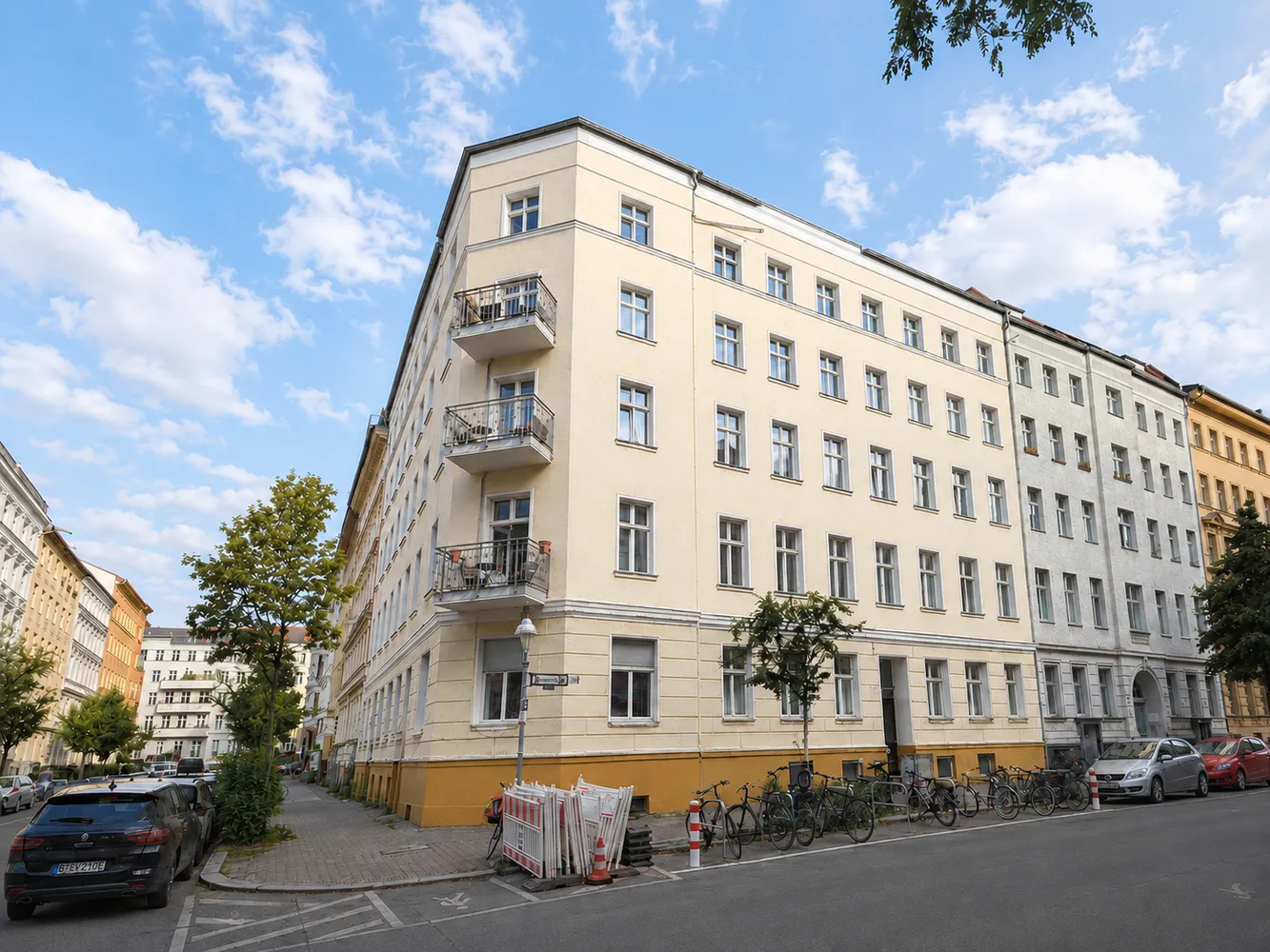 4 Zimmer Wohnung mit 163 m² in Berlin – Bild 12