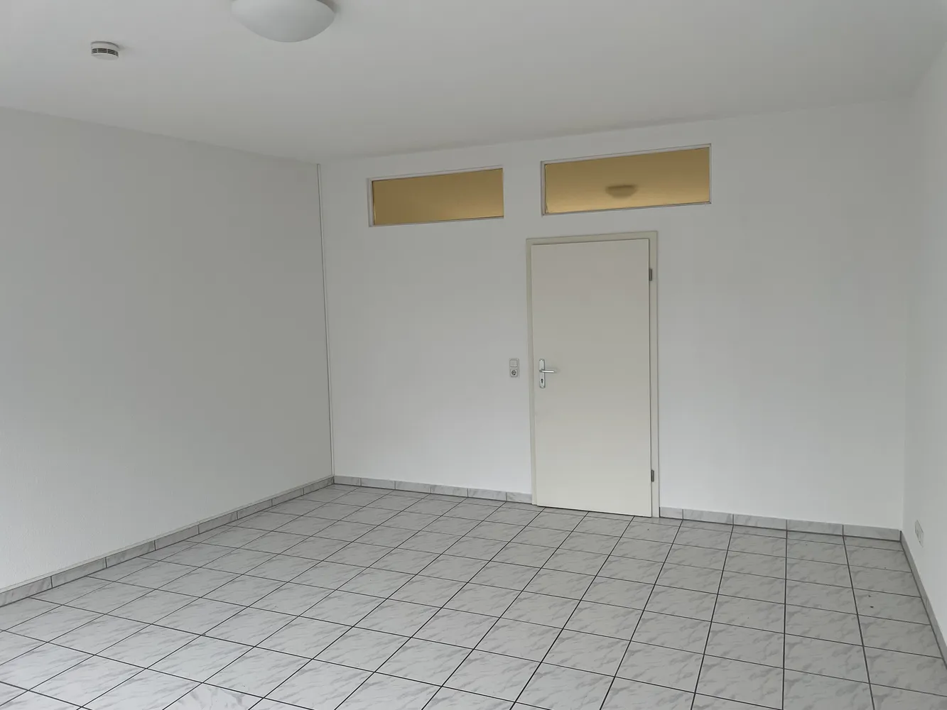 1 room apartment with 28 m² in Cologne – Photo 3
