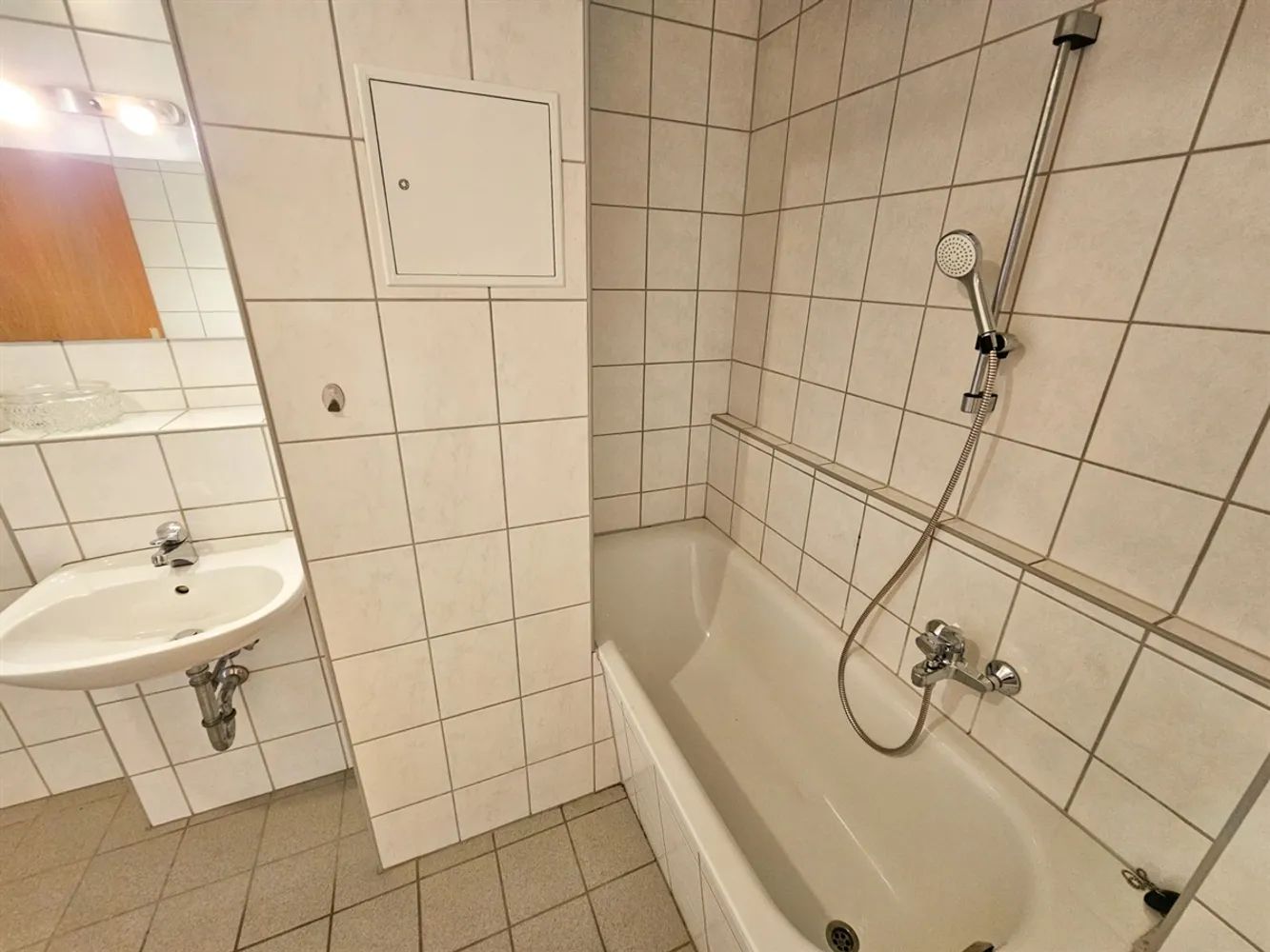 2 Zimmer Wohnung mit 67 m² in Halle (Saale) – Bild 8