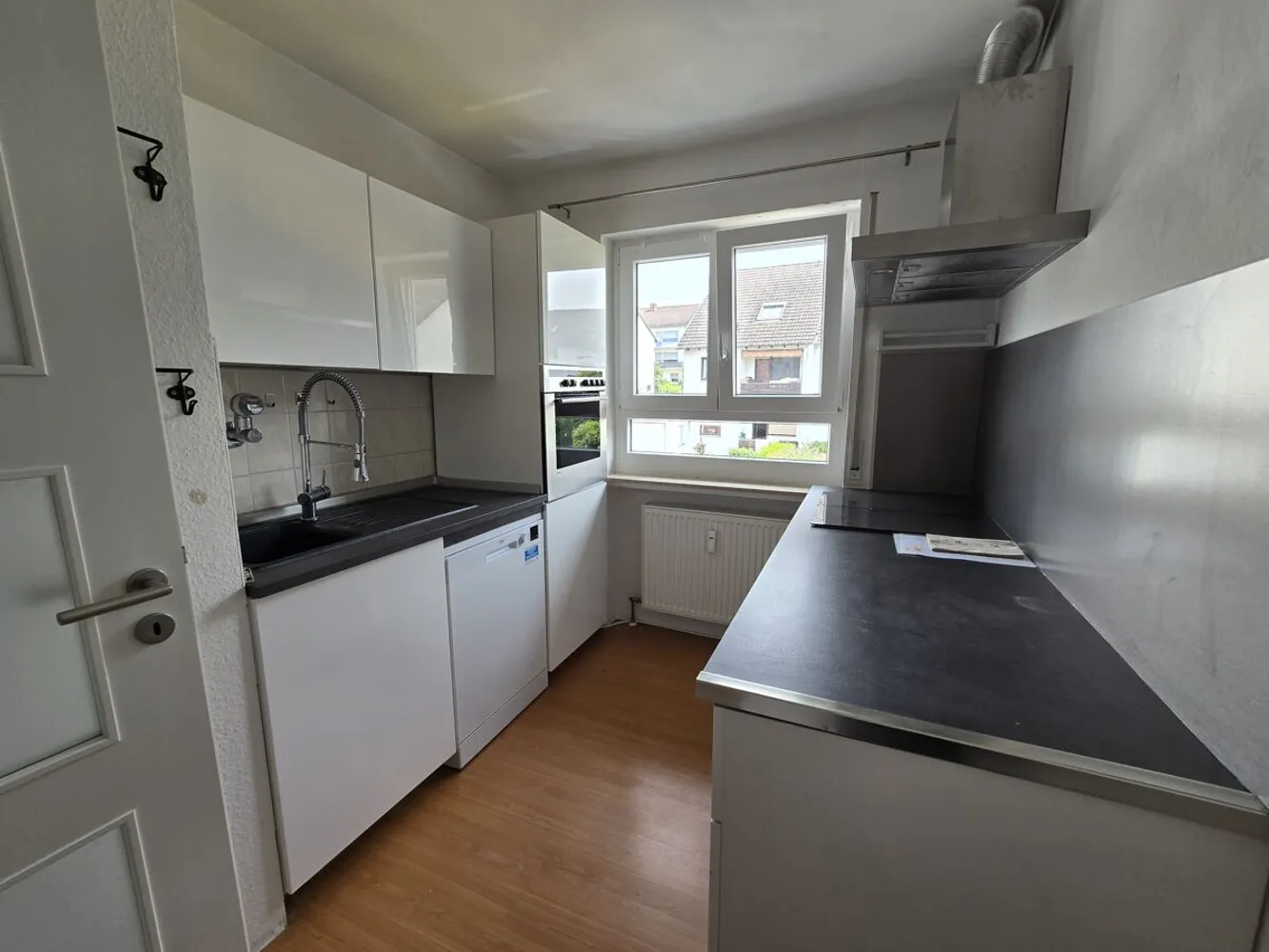 3 Zimmer Wohnung mit 103 m² in Wiesbaden – Bild 3
