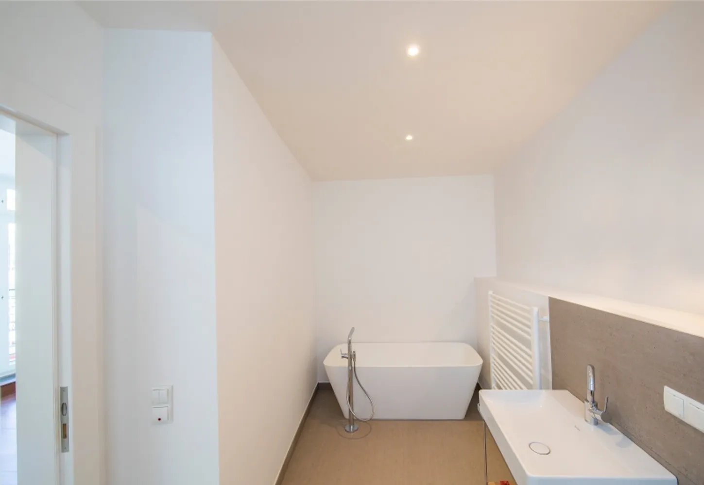 2 Zimmer Wohnung mit 108 m² in Berlin – Bild 7