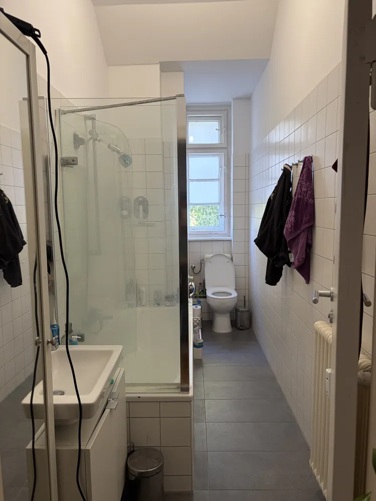 2 room apartment with 40 m² in Berlin – Photo 2