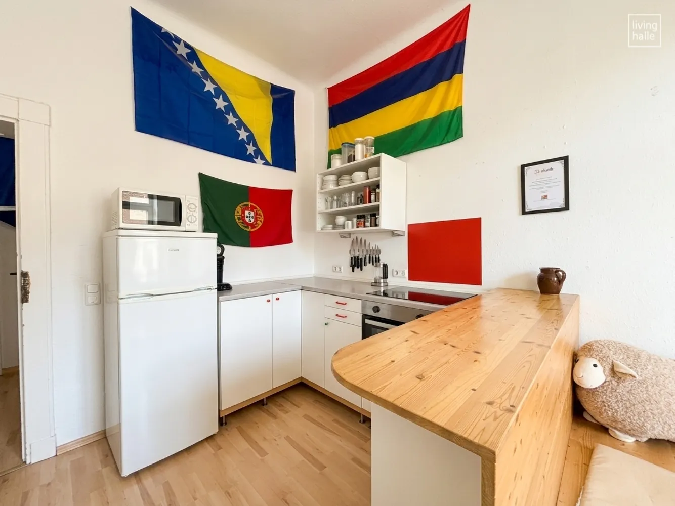 4 Zimmer Wohnung mit 121 m² in Halle (Saale) – Bild 2