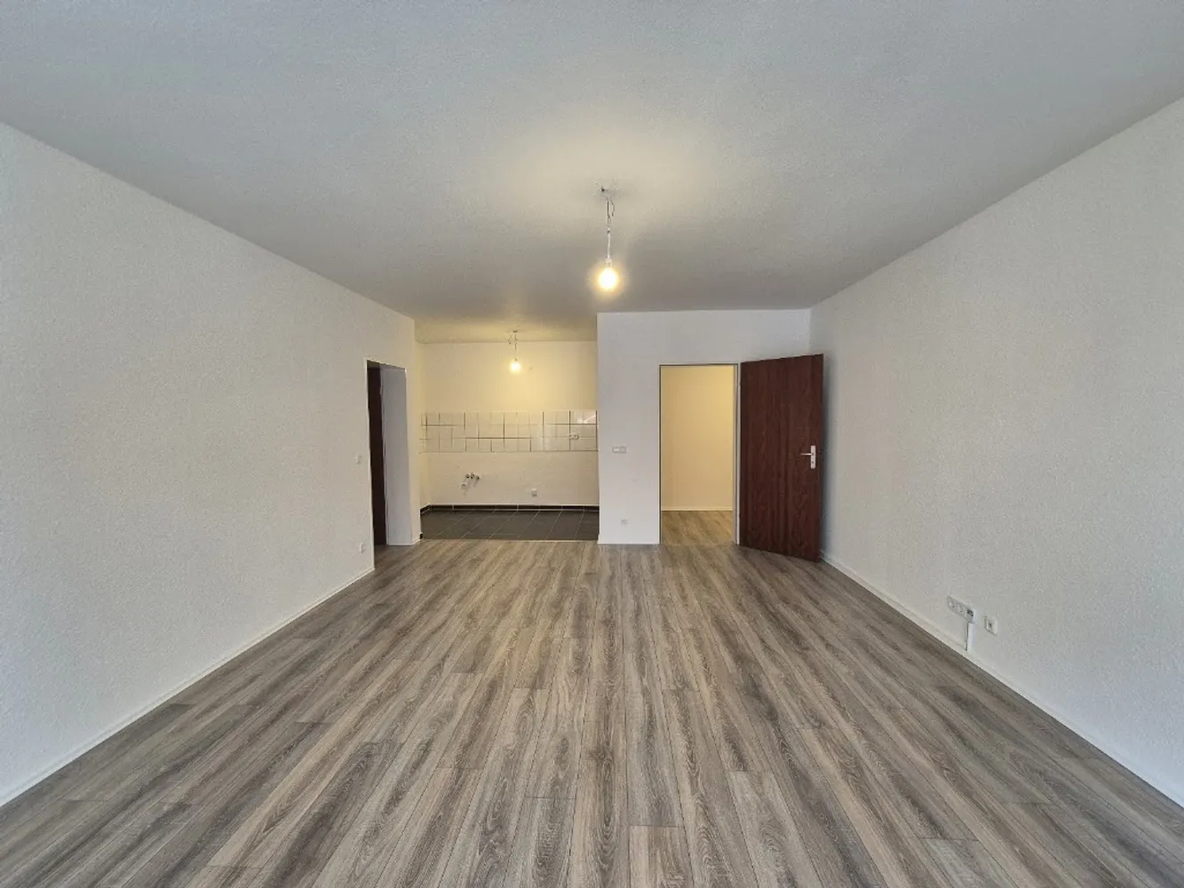2 Zimmer Wohnung mit 70 m² in Gelsenkirchen – Bild 2
