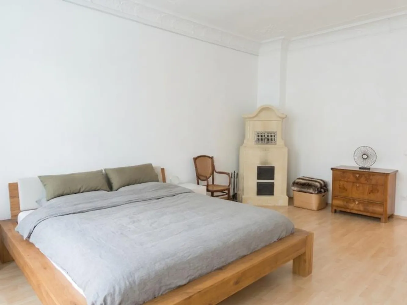 7 Zimmer Wohnung mit 200 m² in Nürnberg – Bild 3