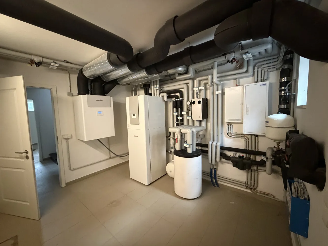 6 Zimmer Haus mit 240 m² in Berlin – Bild 2