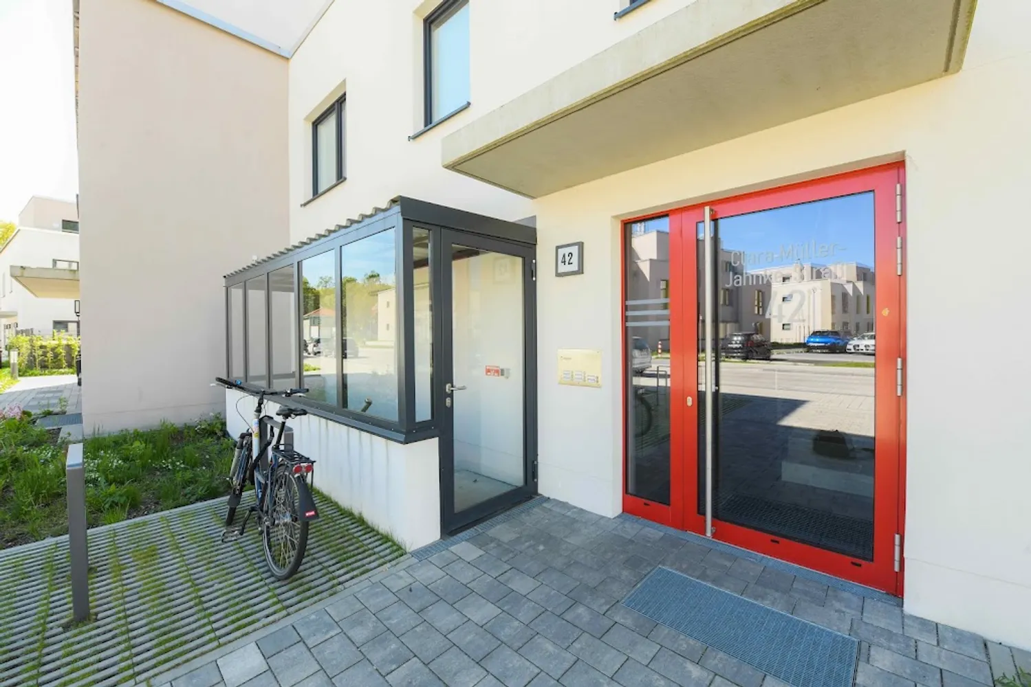 2 room apartment with 57 m² in Berlin – Photo 2