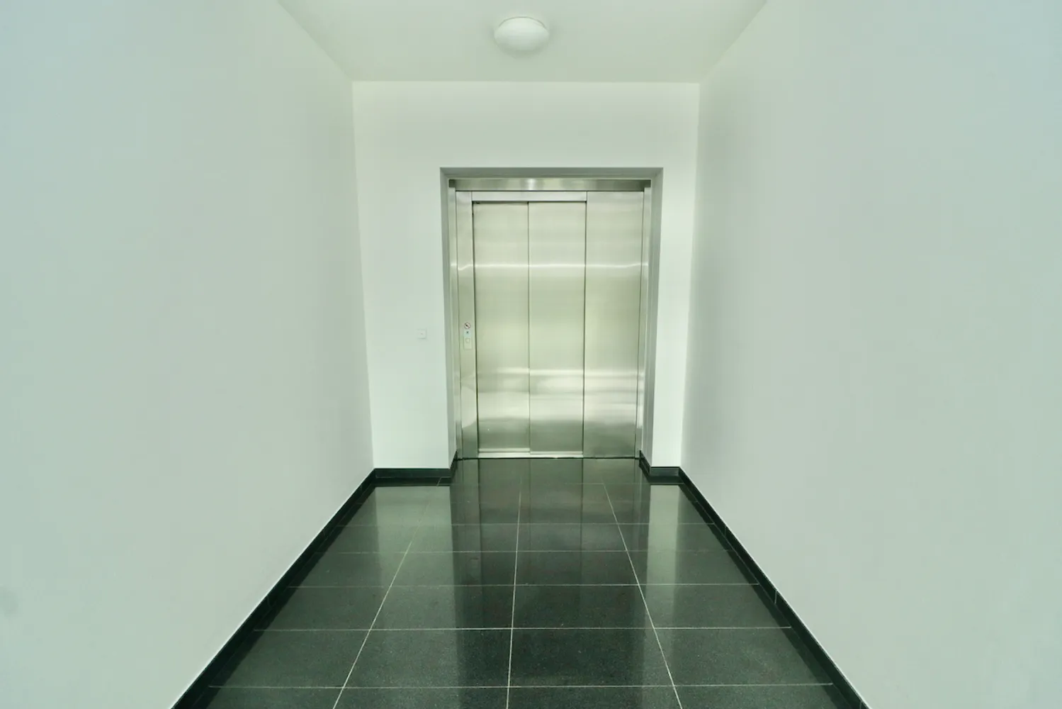 2 Zimmer Wohnung mit 80 m² in Wiesbaden – Bild 10