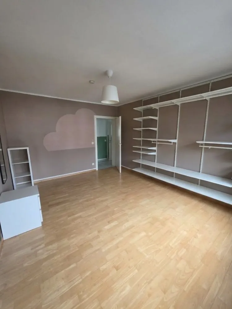 2 Zimmer Wohnung mit 70 m² in Essen – Bild 2