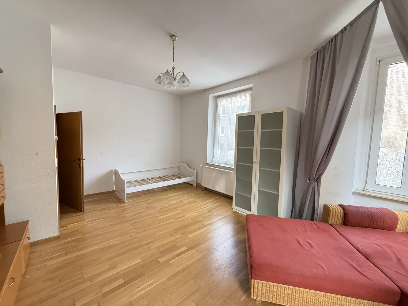 2 Zimmer Wohnung mit 66 m² in Düsseldorf – Bild 2