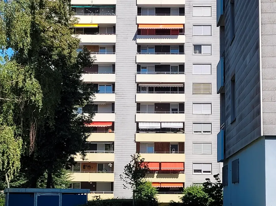 3 Zimmer Wohnung mit 90 m² in Nürtingen – Bild 2