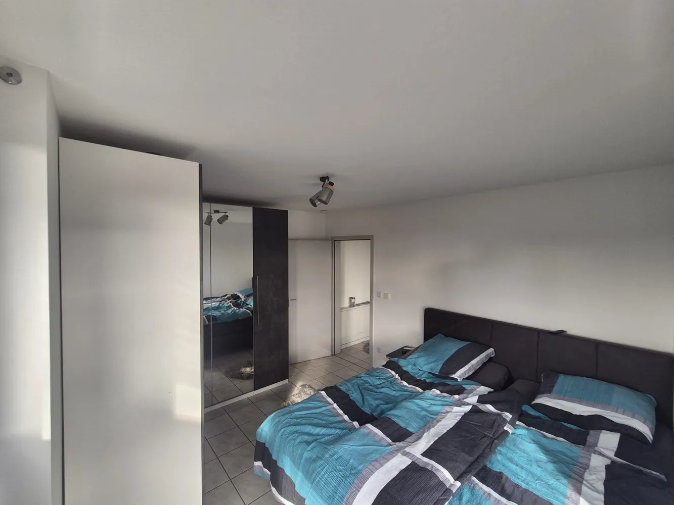 2 Zimmer Wohnung mit 64 m² in Duisburg – Bild 4