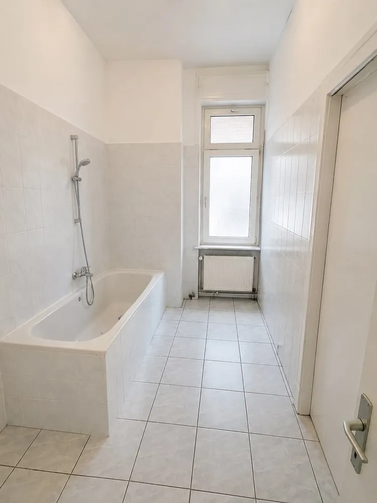 2 Zimmer Wohnung mit 75 m² in Frankfurt am Main – Bild 6