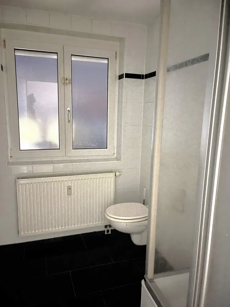 2 Zimmer Wohnung mit 82 m² in Moers – Bild 4