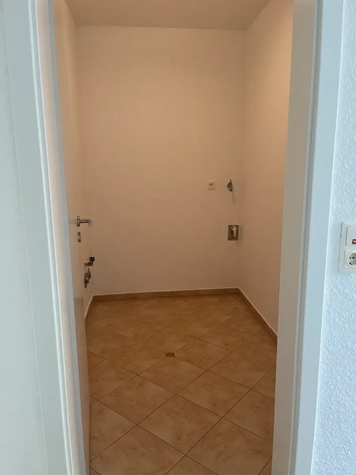 2 Zimmer Wohnung mit 54 m² in Kassel – Bild 8