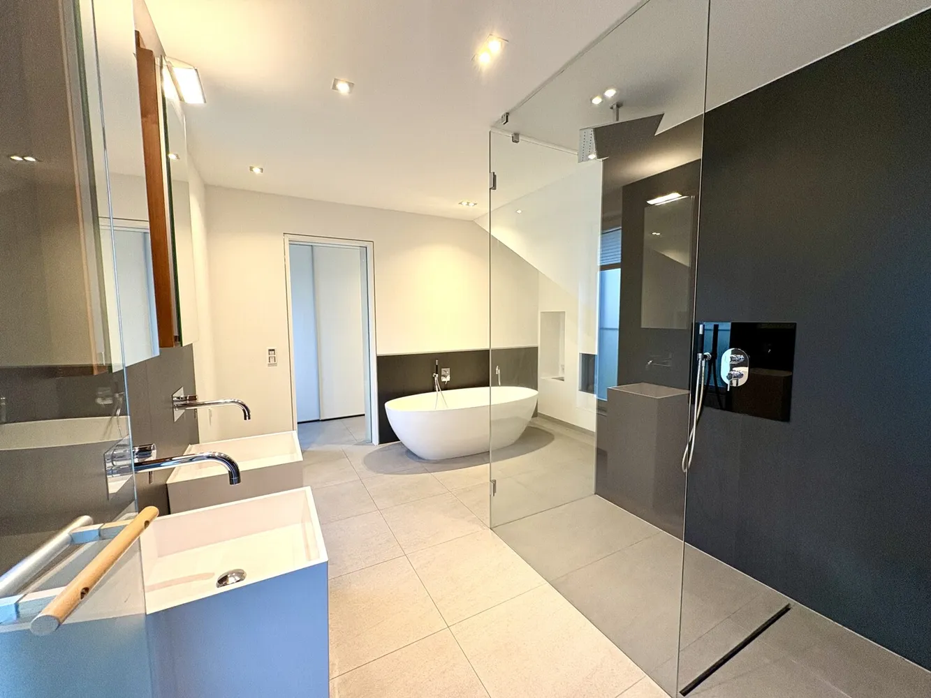 4 Zimmer Wohnung mit 162 m² in Leipzig – Bild 10