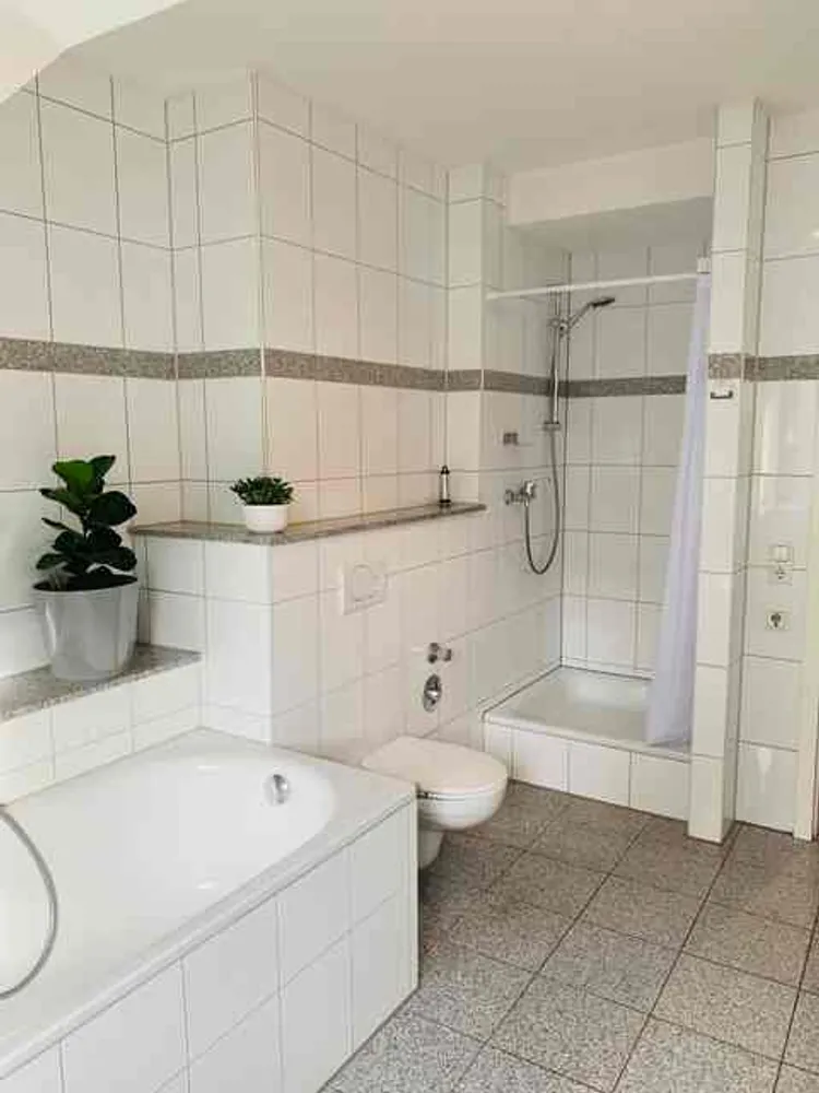2 Zimmer Wohnung mit 88 m² in Düsseldorf – Bild 9