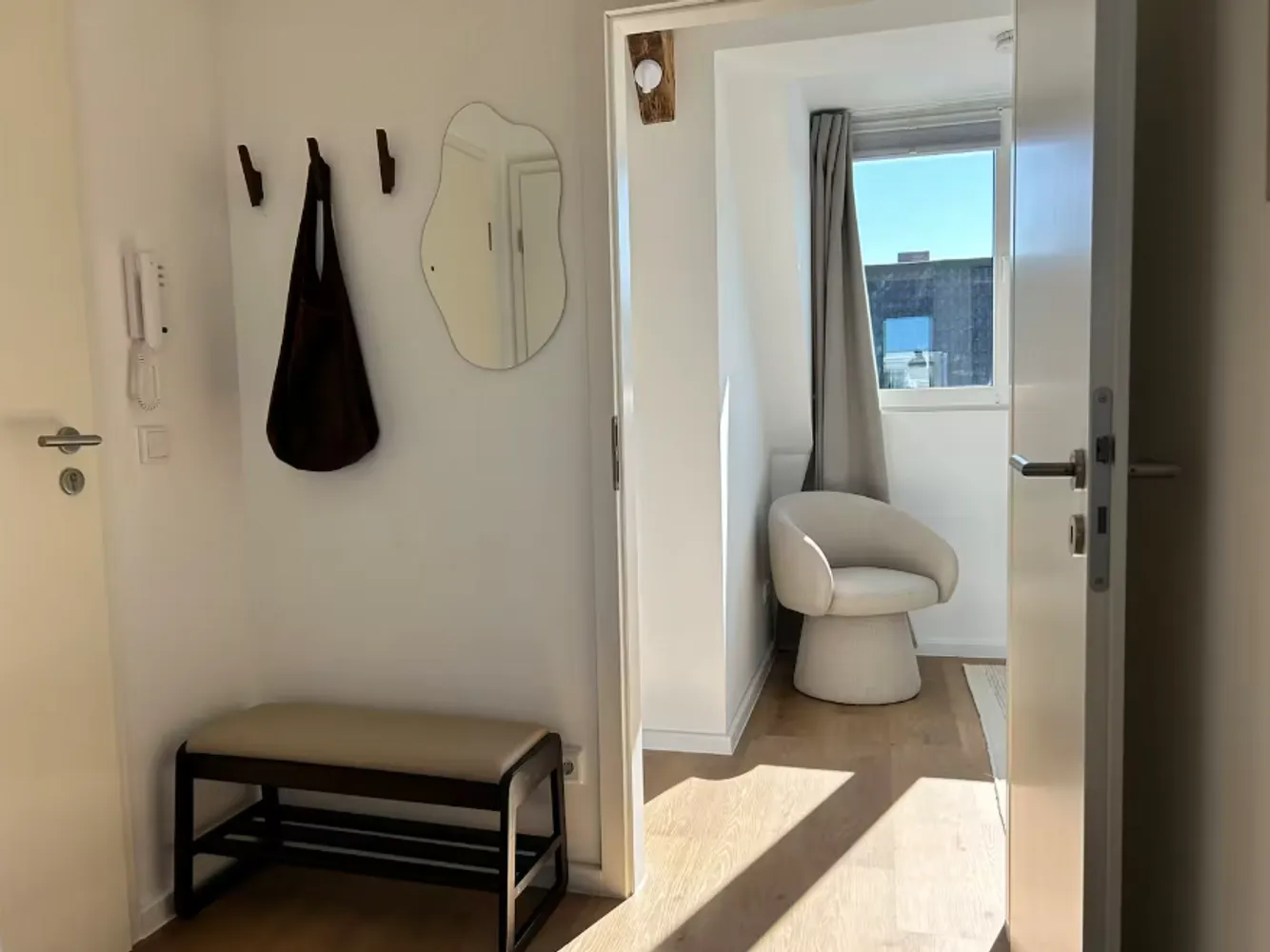 2 room apartment with 54 m² in Cologne – Photo 3