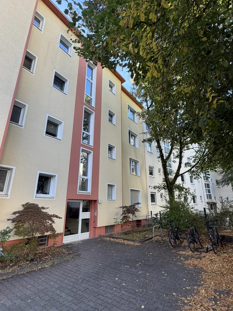 3 Zimmer Wohnung mit 74 m² in Berlin – Bild 2