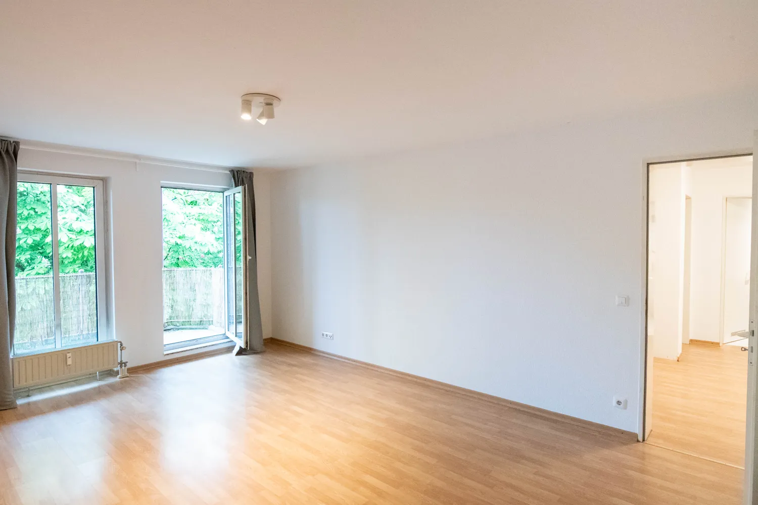 2 Zimmer Wohnung mit 73 m² in Berlin – Bild 2