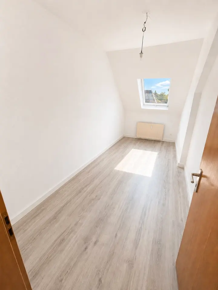 4 Zimmer Wohnung mit 66 m² in Limbach-Oberfrohna – Bild 6