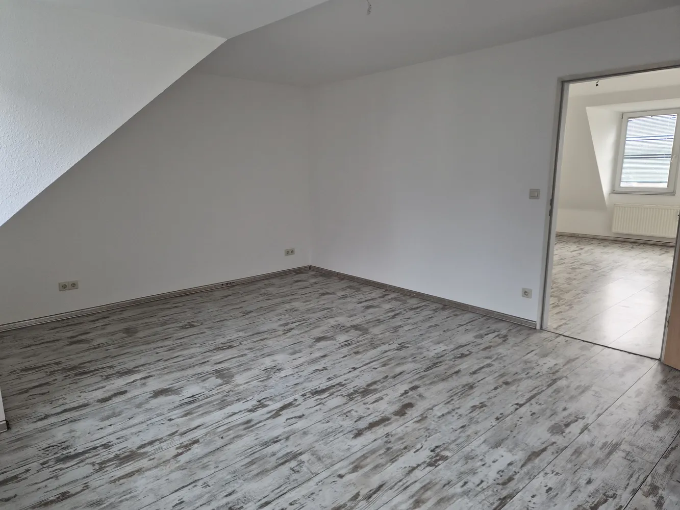 2 Zimmer Wohnung mit 81 m² in Düsseldorf – Bild 7