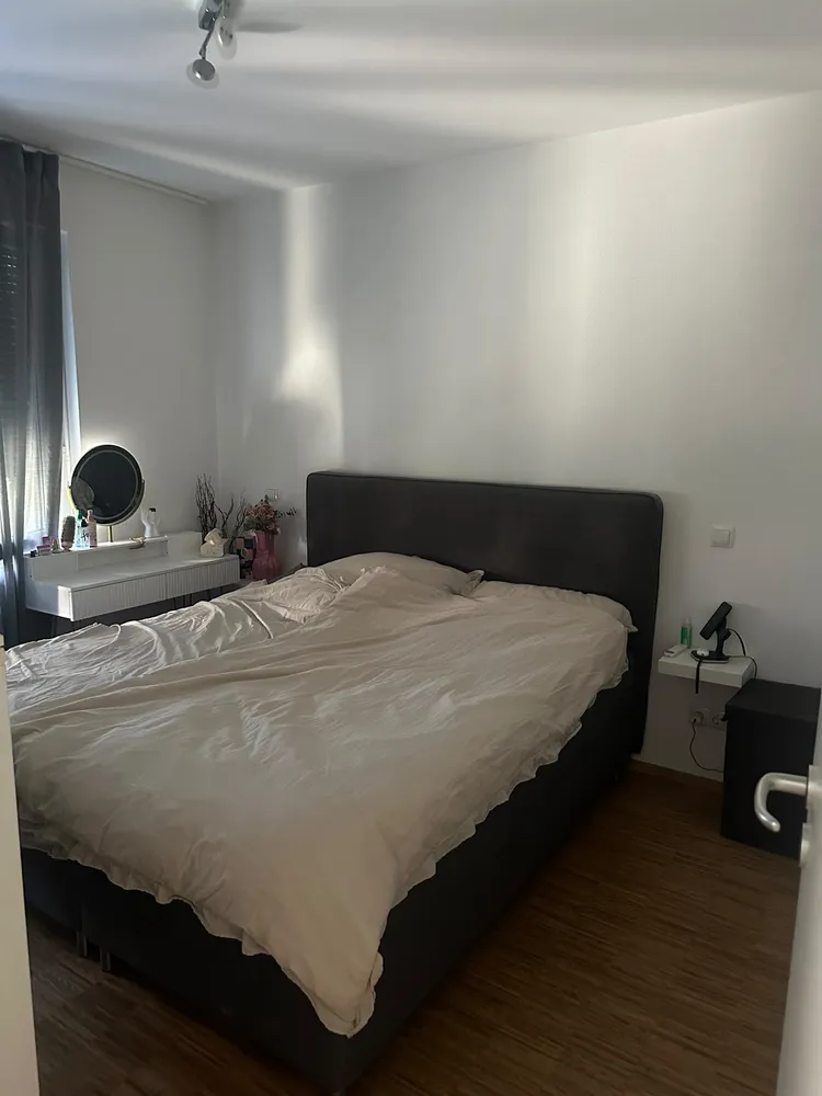 2 Zimmer Wohnung mit 49 m² in Karlsruhe – Bild 2
