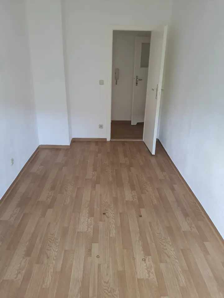 3 Zimmer Wohnung mit 60 m² in Weißenfels – Bild 8