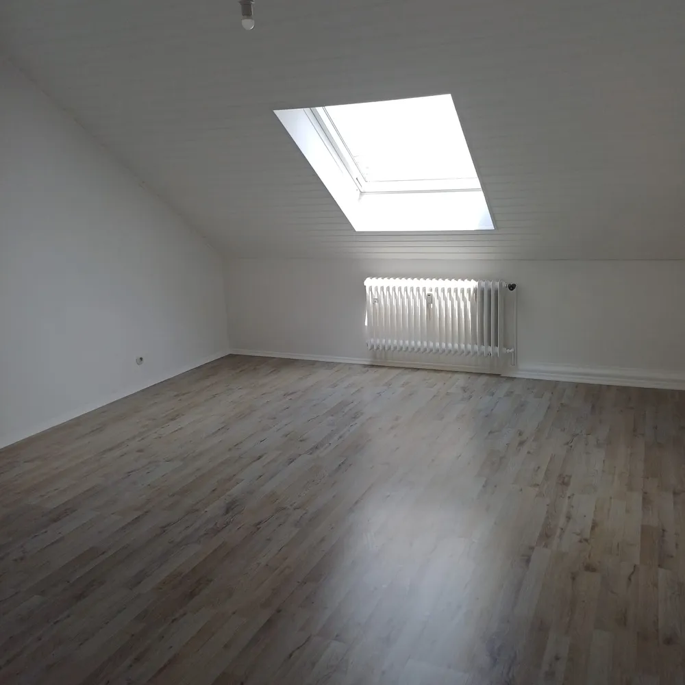 4 Zimmer Wohnung mit 80 m² in Duisburg – Bild 2