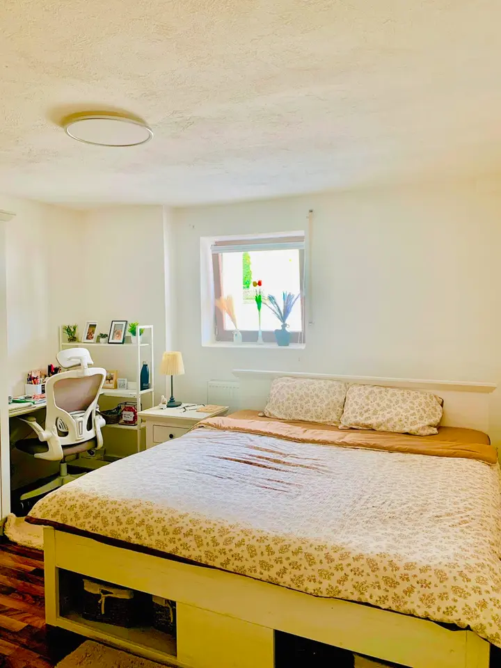 Shared room with 80 m² in Günzburg – Photo 1