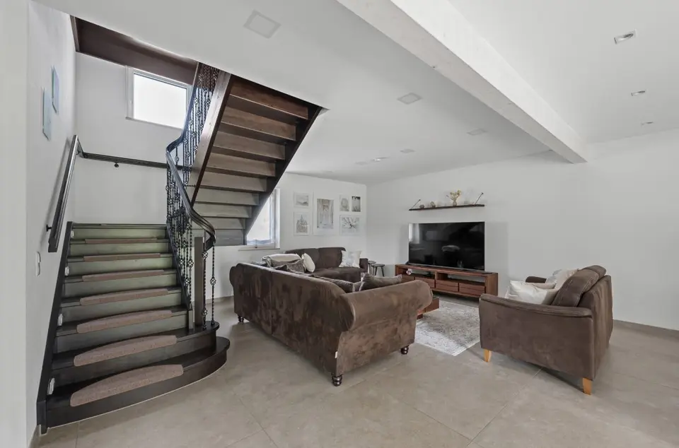 5 Zimmer Haus mit 231 m² in Tuttlingen – Bild 6