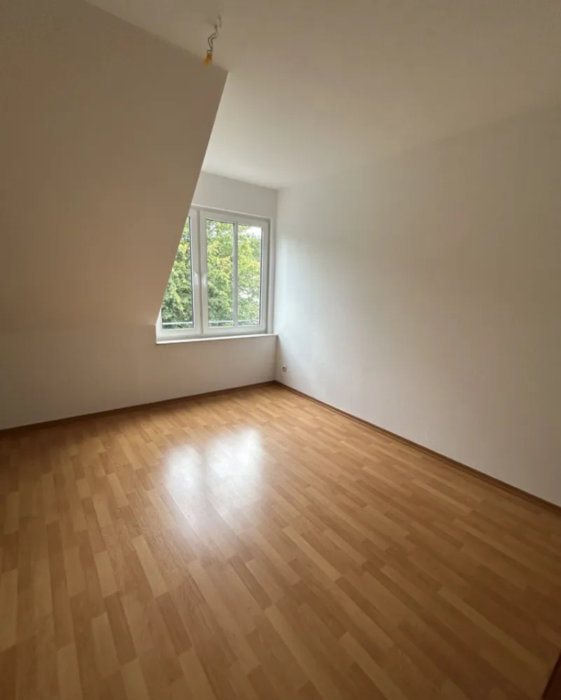 2 Zimmer Wohnung mit 76 m² in Falkensee – Bild 1