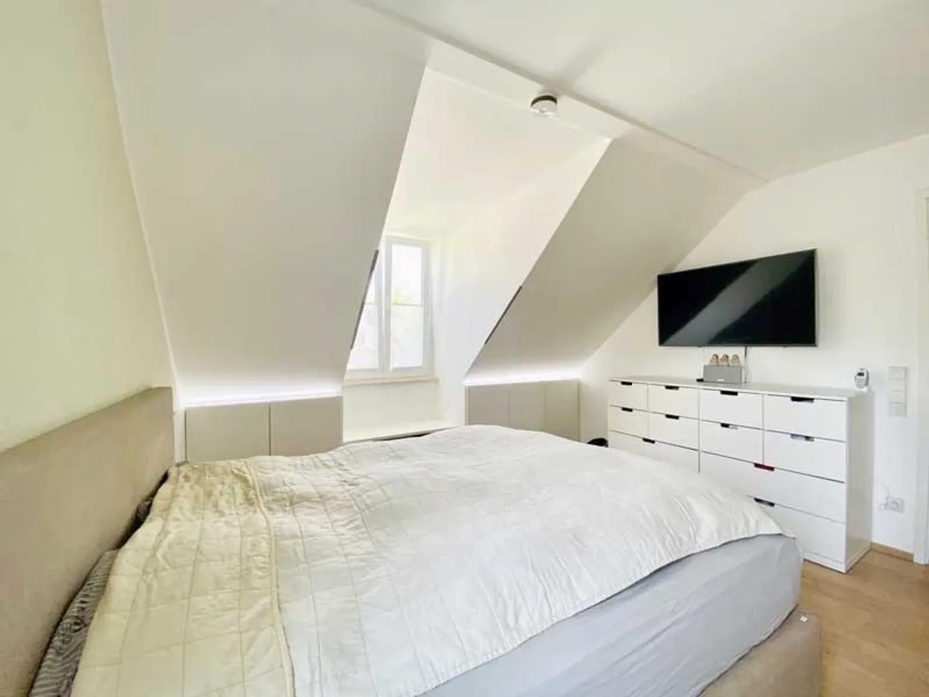 3 room apartment with 102 m² in Munich – Photo 10
