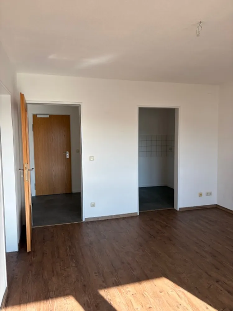 2 Zimmer Wohnung mit 44 m² in Zwickau – Bild 6