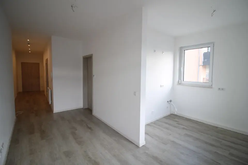 2 Zimmer Wohnung mit 50 m² in Werdau – Bild 8