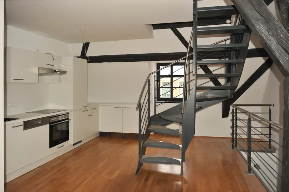 2 Zimmer Wohnung mit 104 m² in Zwickau – Bild 1