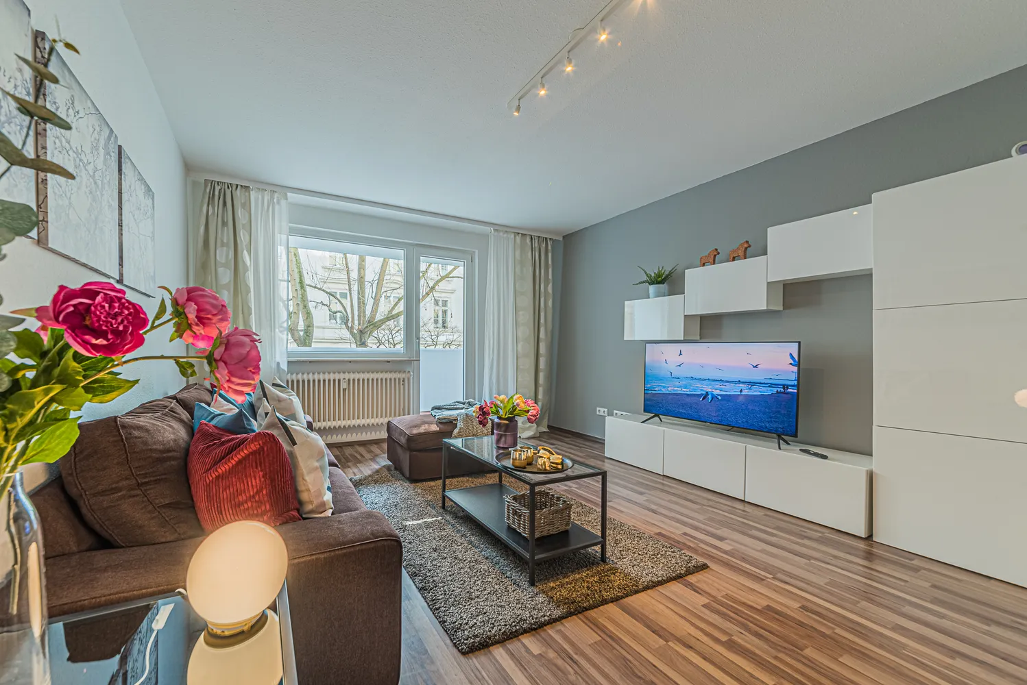 3 Zimmer Wohnung mit 82 m² in Frankfurt am Main – Bild 2