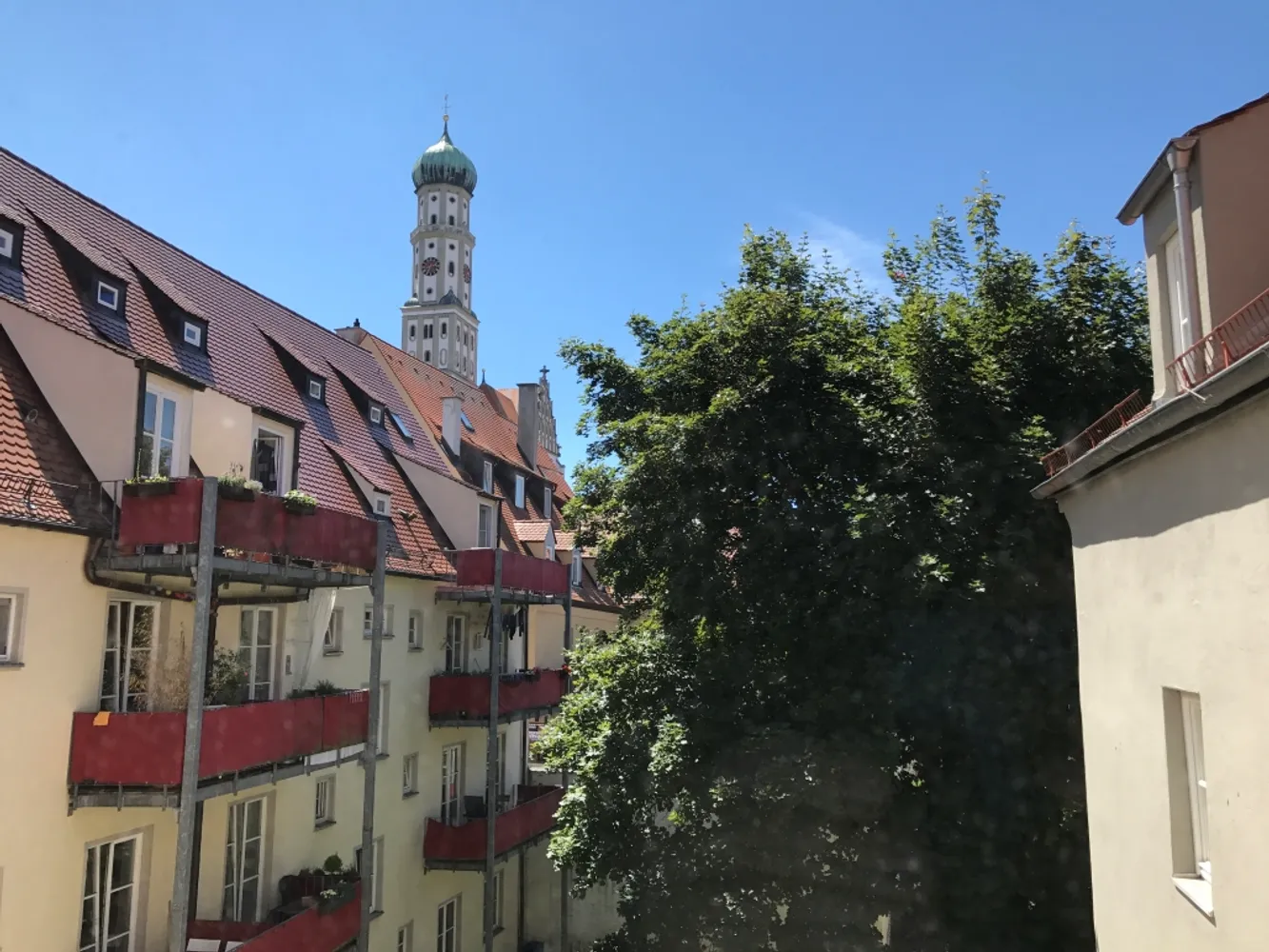 2 Zimmer Wohnung mit 60 m² in Augsburg – Bild 1