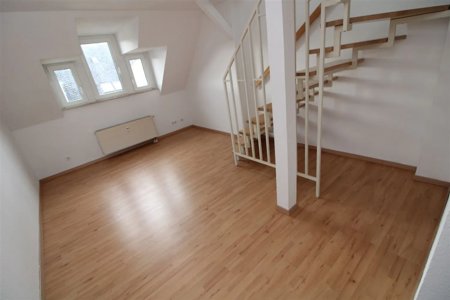 2 Zimmer Wohnung mit 39 m² in Plauen – Bild 3