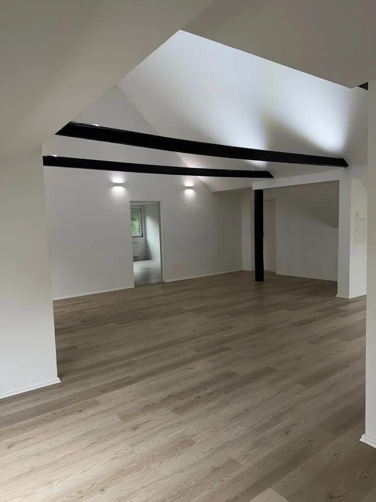 3 Zimmer Wohnung mit 120 m² in Haan – Bild 2