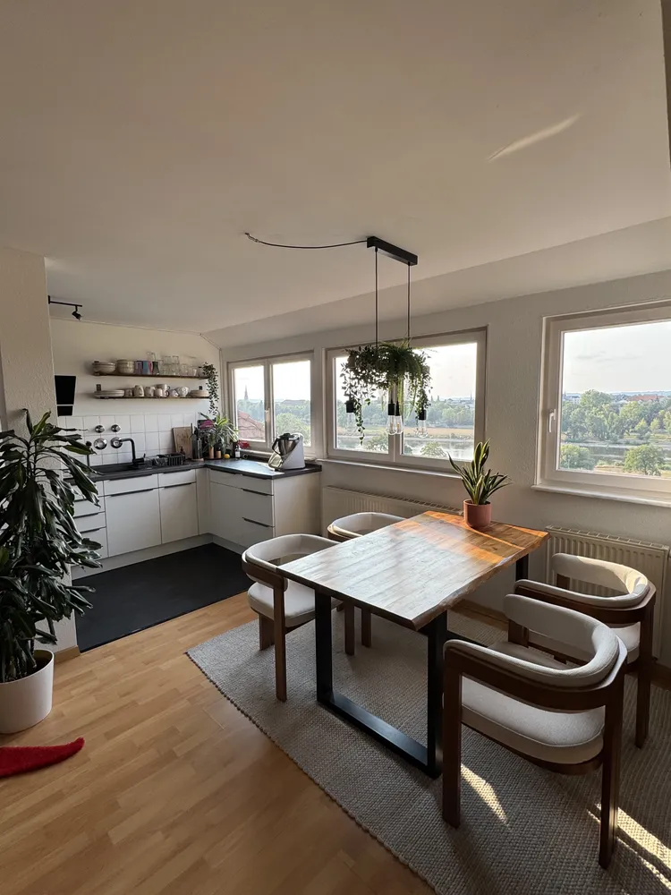 2 Zimmer Wohnung mit 80 m² in Dresden – Bild 12