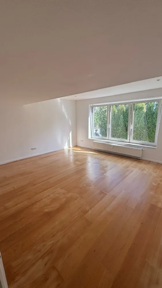 5 Zimmer Wohnung mit 175 m² in Hamburg – Bild 1