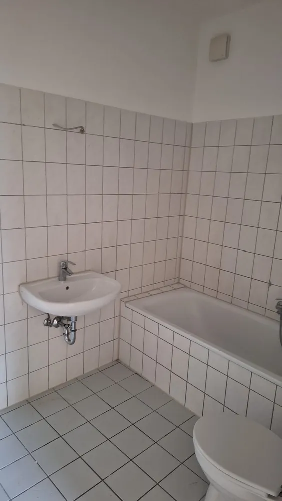 4 Zimmer Wohnung mit 72 m² in Wiesbaden – Bild 4