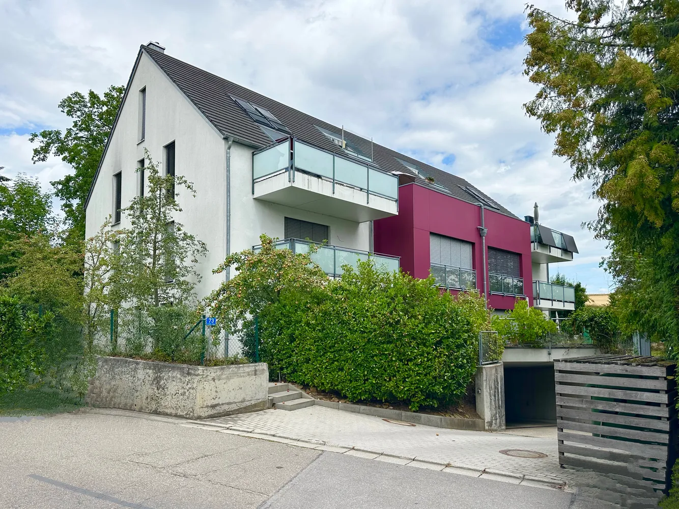 2 Zimmer Wohnung mit 77 m² in Regensburg – Bild 1