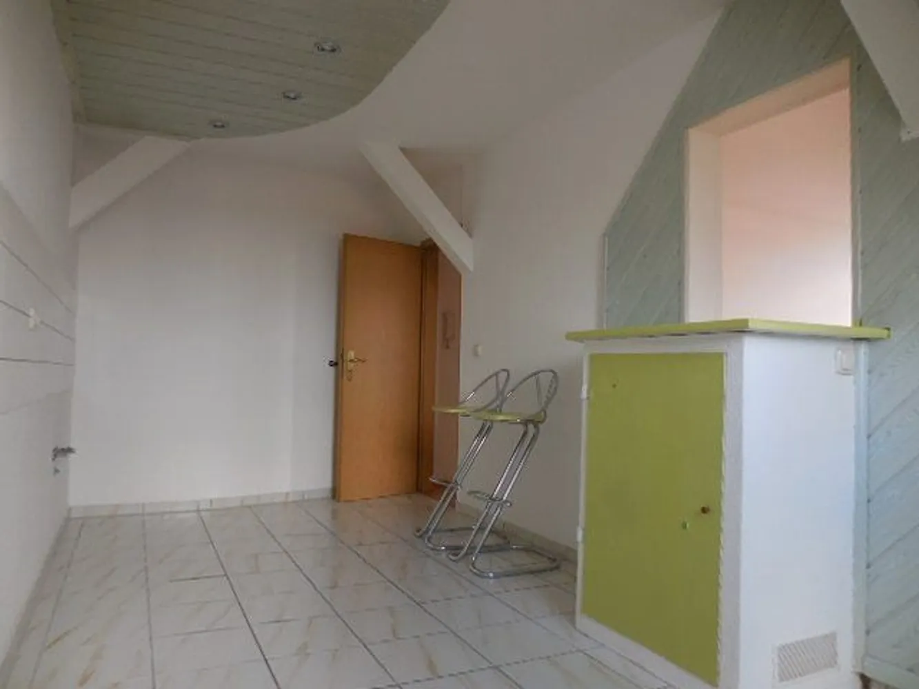 3 Zimmer Wohnung mit 87 m² in Altenburg – Bild 2
