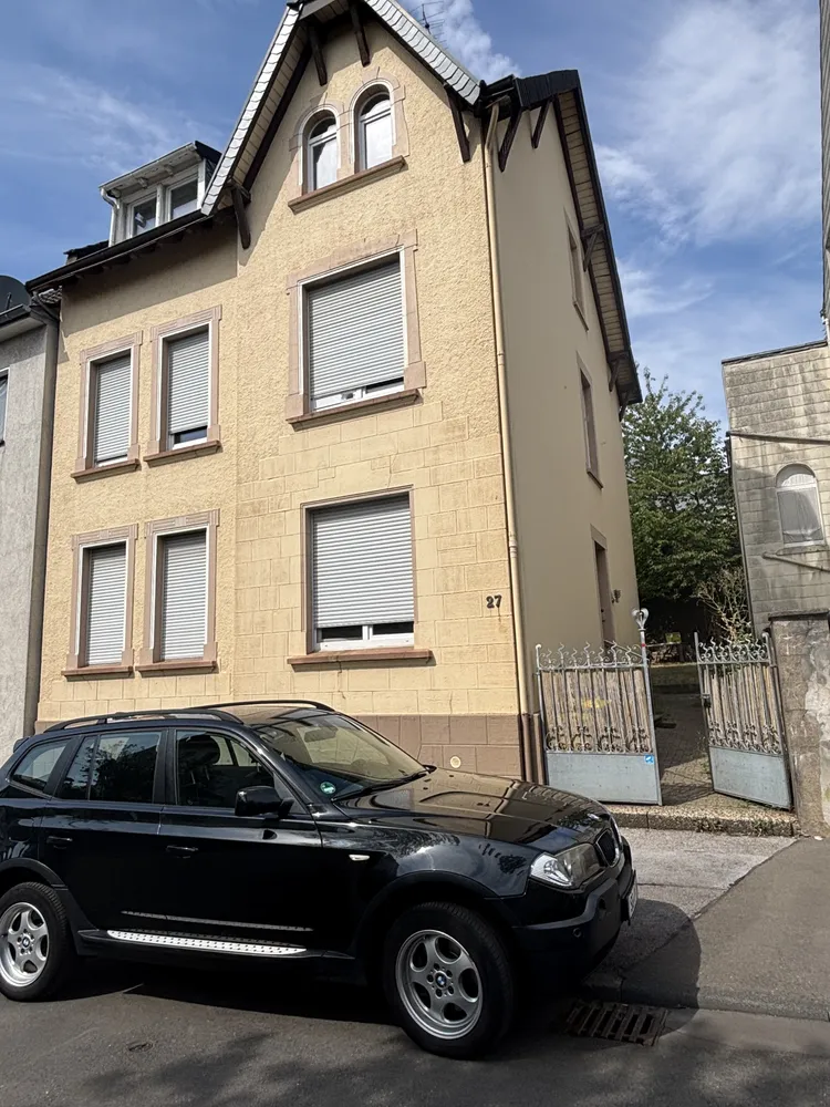 6 Zimmer Haus mit 150 m² in Solingen – Bild 1