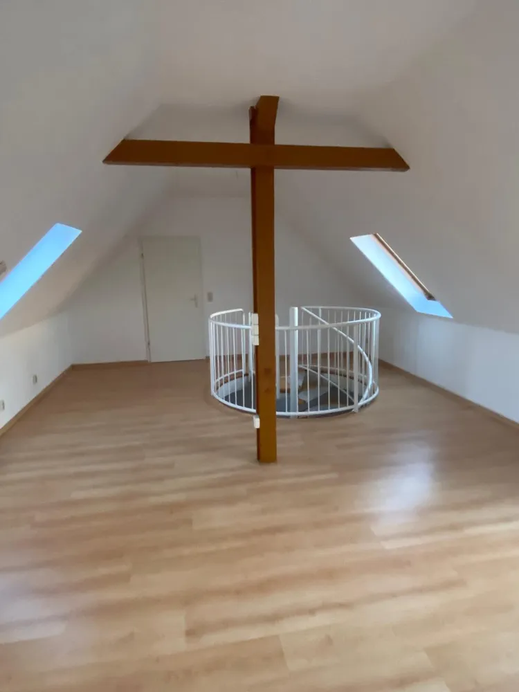 2 Zimmer Wohnung mit 85 m² in Halle (Saale) – Bild 1