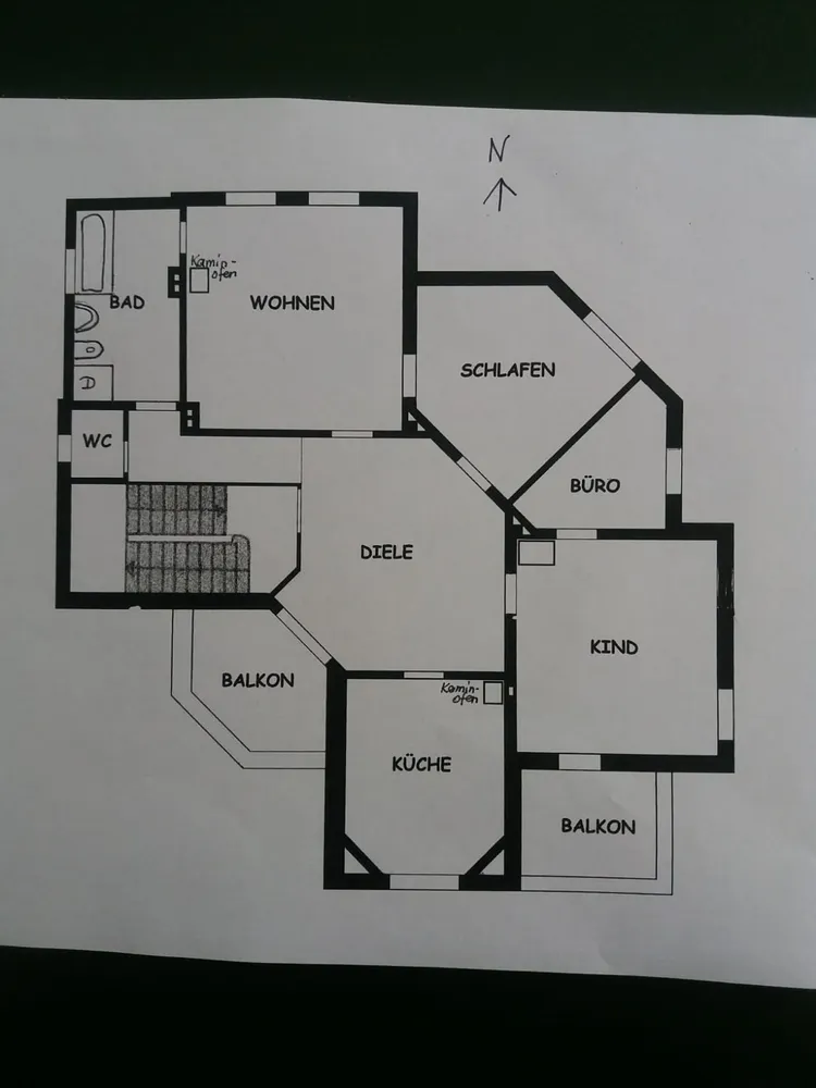 4 Zimmer Wohnung mit 140 m² in Lüneburg – Bild 1
